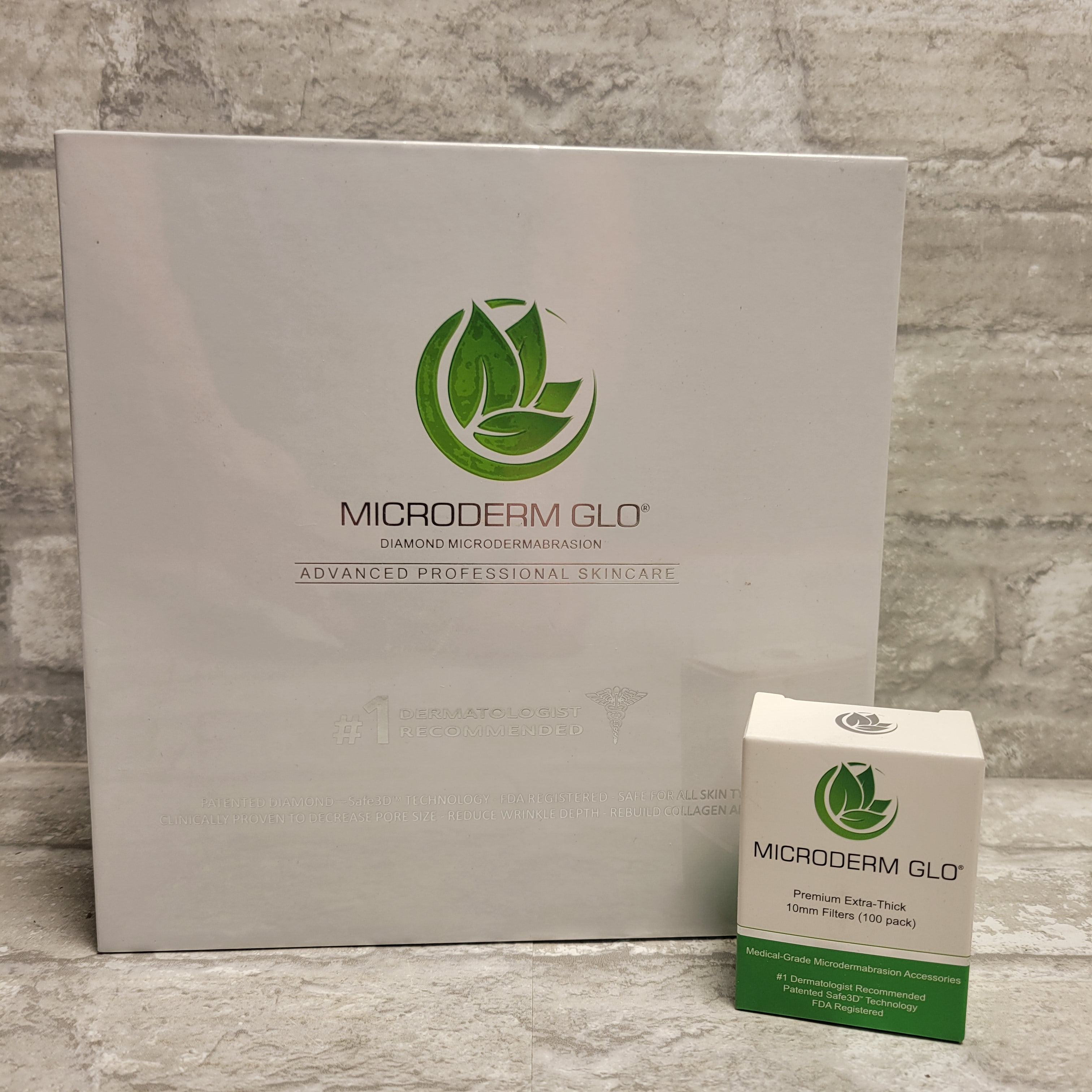 Microderm GLO Diamond Microdermabrasion Machine and Suction Tool & 100 Filters (8069026775278)